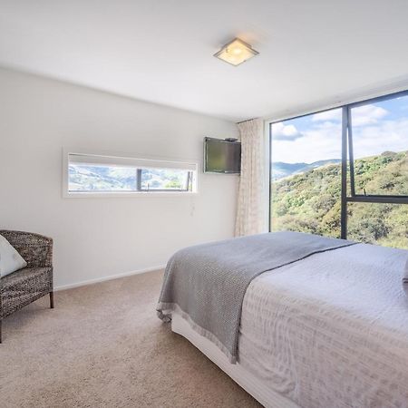 Million Dollar View - Takamatua Holiday Home Akaroa Exterior photo